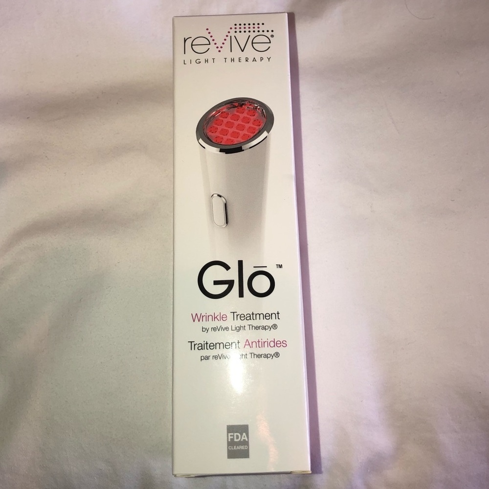 Glō by reVive Light Therapy® Wrinkle Treatment